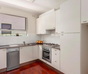 2/7 Scott Street, Elwood VIC 3184 - Apartment For Rent | Domain - Photo 2