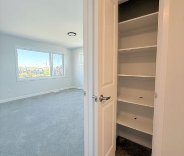 For Lease - 101 Glenroy Gilbert Drive Unit# 2, Barrhaven, Ontario - Photo 6