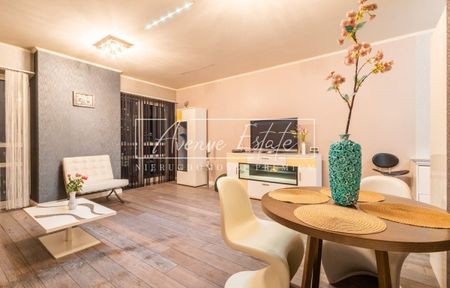 Warszawa, Śródmieście, Warszawa, Śródmieście, Grzybowska - Photo 3