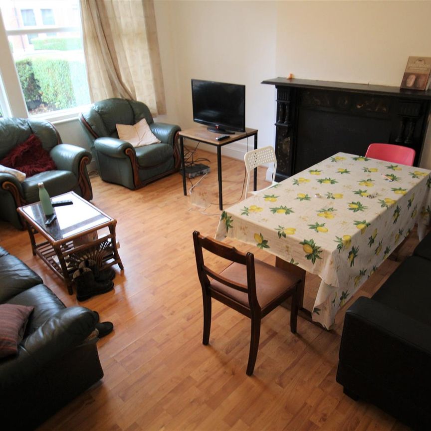 7 bedroom terraced house to rent - Photo 1