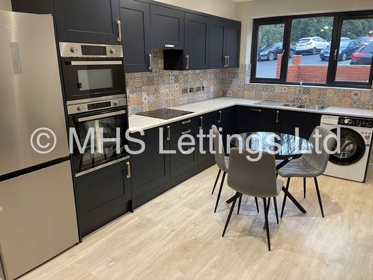 3 Manor Avenue, Leeds, LS6 1BY - Photo 1