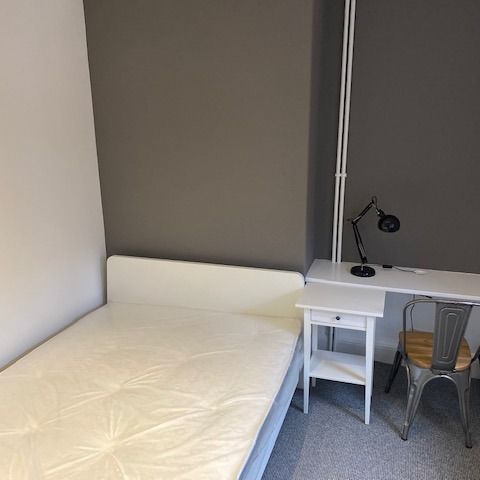 Brudenell Road, Hyde Park - Photo 1