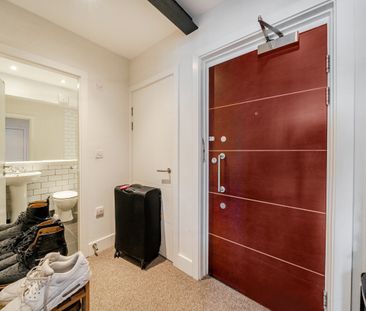 1 bedroom studio property to rent - Photo 3