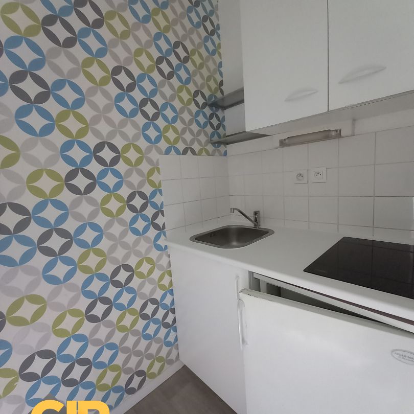 Location Appartement 1 pièce 17m² RENNES 35700 - Photo 1