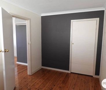 CONVENIENT 2 BEDROOM UNIT - Photo 6