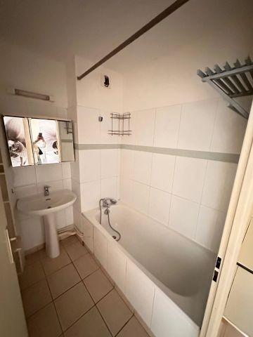 Location Appartement 2 pièces 45m² TOURNAN EN BRIE 77220 - Photo 4