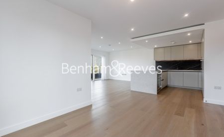 3 Bedroom flat to rent in Parrs Way, Hammersmith, W6 - Photo 3