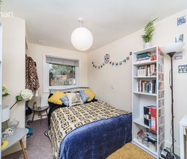 4 bedroom terraced house to rent - Photo 4