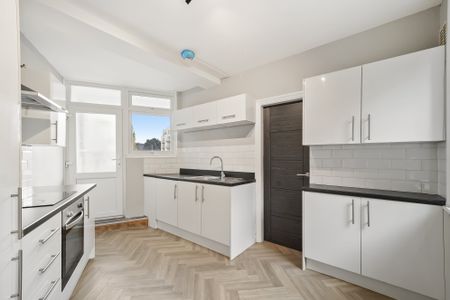 2 bed flat to rent in Richmond Hill, Bournemouth, BH2 - Photo 3