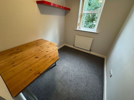 8 Ardenlee Court, Belfast BT6 8QE - Photo 1