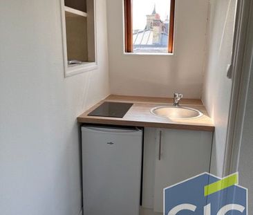 Location Appartement 1 pièce 29m² - Photo 2