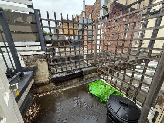 Holloway Road, London - Photo 1