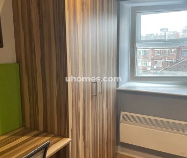 Budget Classic Apartment - Photo 2