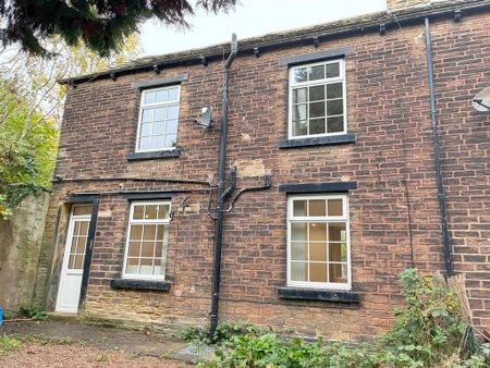 3 bedroom end of terrace house to rent - Photo 4