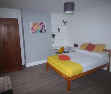 1 bedroom in a house share to rent - Photo 4