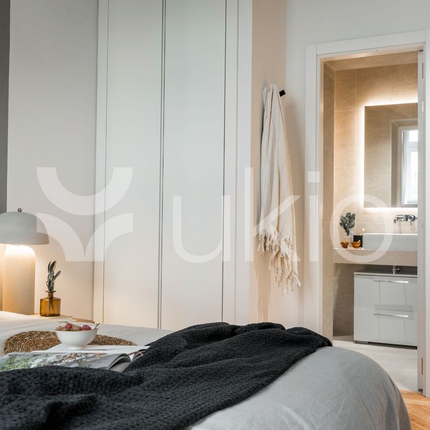 Apartamento de alquiler en Calle de Francisco de Rojas, Trafalgar - Photo 1