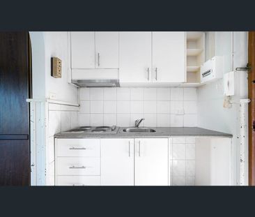 18/325 Nepean Highway, Frankston, Vic 3199 - Photo 6