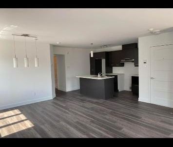 Appartement 4 1/2 à louer! - Photo 2