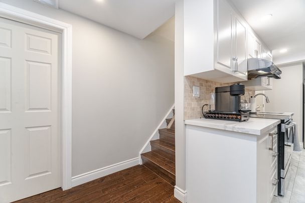 For Lease - 996 Savoline Boulevard, Milton, Ontario - Photo 1