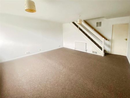 3 bedroom terraced house to rent - Photo 2