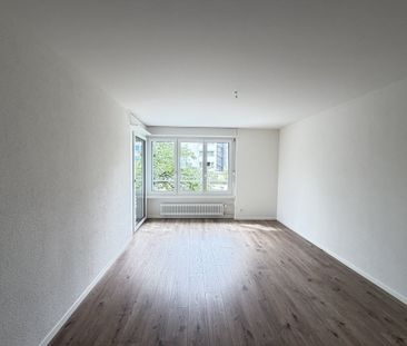 Attraktive Wohnung, nahe Bahnhof Lenzburg - Photo 1