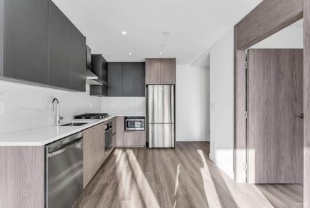 3905-10750 135 A St, Surrey - Photo 2