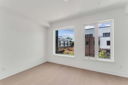 For Lease - 15 Lou Parsons Way Unit# 21, Mississauga, Ontario - Photo 5