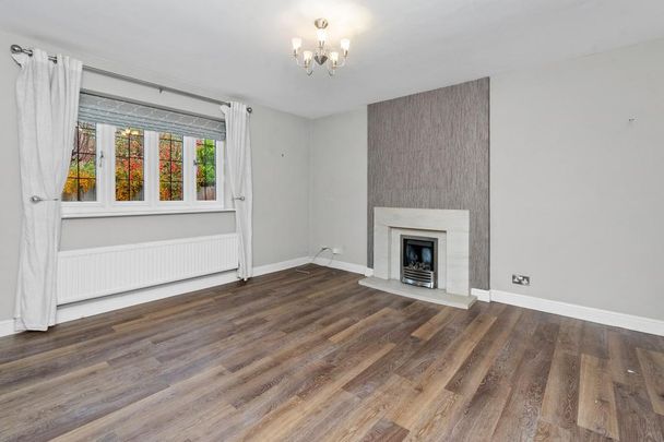 3 bedroom semi-detached house to rent - Photo 1