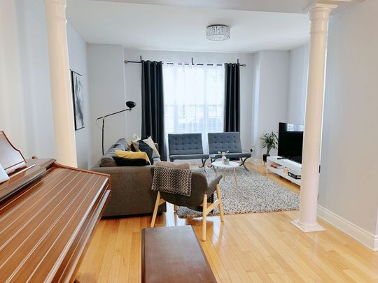 For Lease - 320 Country Glen Road, Markham, Ontario - Photo 1