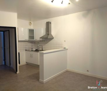 Location Appartement 4 pièces 60m² - Photo 3