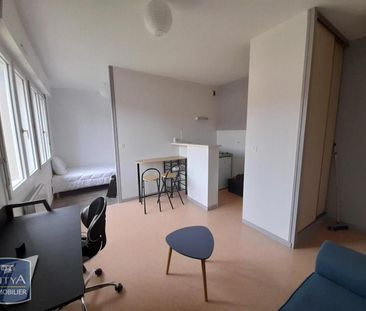 Location Appartement 1 pièce 23m² POITIERS 86000 - Photo 2