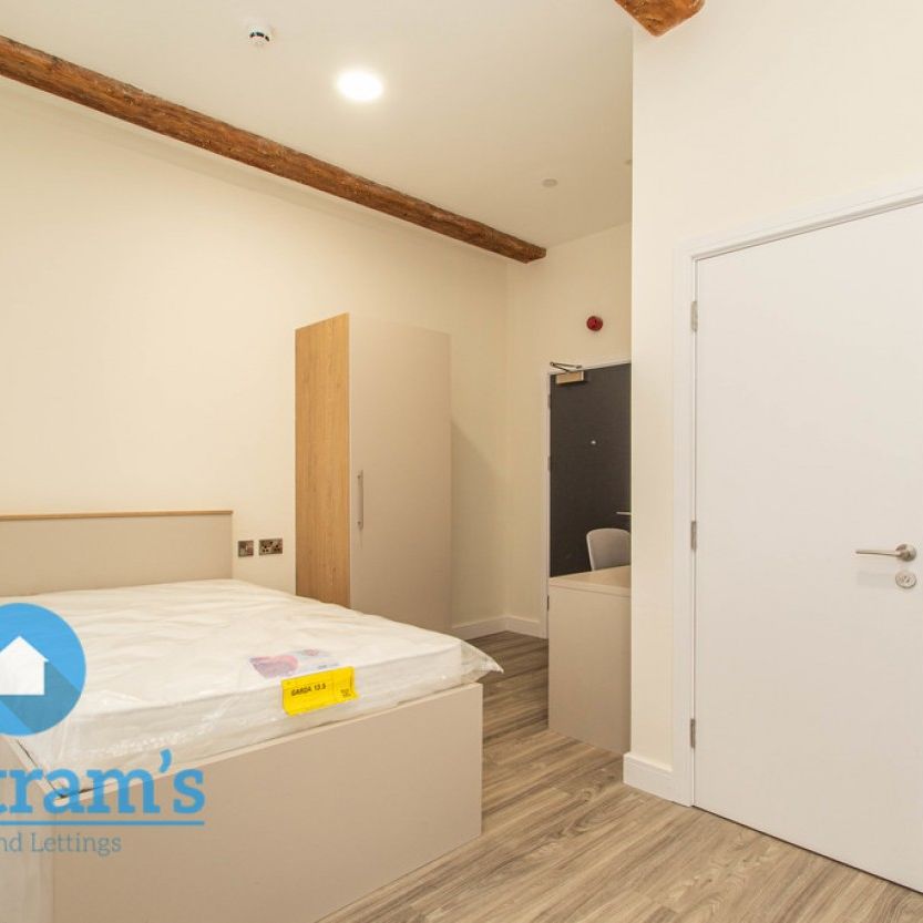 1 bed Apartment for Rent - Photo 1