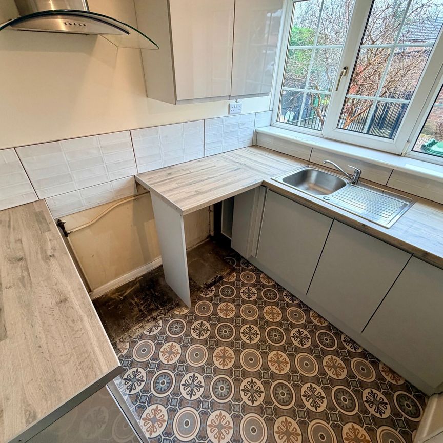 HILL VIEW CLOSE, HORSLEY WOODHOUSE - Photo 1