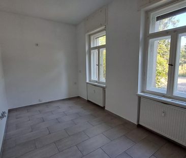 Schöne Wohnung in Jugendstilvilla! - Photo 2