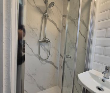 Room in a Shared House, Melfort Rd, CR7 - Photo 6