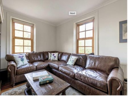 4 bedroom detached house to rent - Photo 3