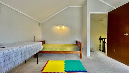 Awesome 3 Bedroom House in Mt Roskill - Photo 4