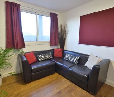 Wardley House - Student accommodation Bradford - Photo 1