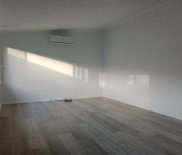 LOOKING FOR A PLACE TO CALL HOME ! - Photo 4