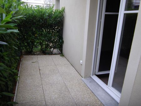 Location Appartement 3 pièces 56m² - Photo 3