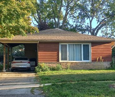 For Lease - 8 Clareville Crescent Unit# Lower, Toronto, Ontario - Photo 4