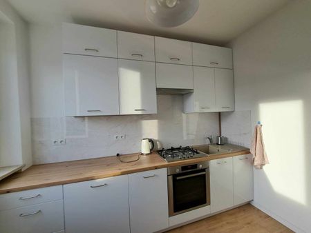 Kawalerka na wynajem w samym sercu Warszawy - Photo 3