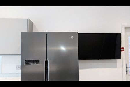 6 Bed Terraced House, Scarsdale Road, M14 - Photo 4