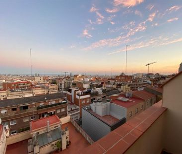 Piso de alquiler en Avinguda de la Mare de Déu de Montserrat, 178, ... - Photo 2