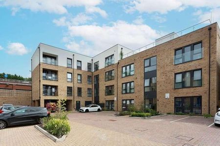 The Exchange, Marlowes, Hp, Hemel Hempstead, HP1 - Photo 2