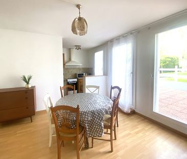 Location Appartement 2 pièces 53m² - Photo 4