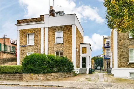 1 bedroom flat in Islington - Photo 3