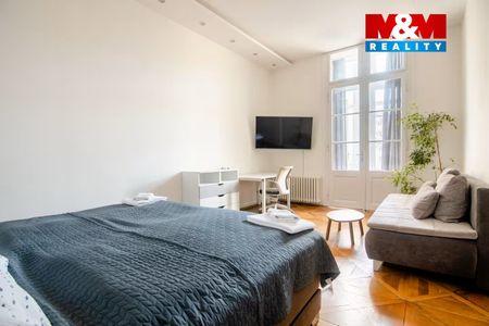 Pronájem, Byt 2+kk, 49 m², Praha, Dlážděná - Photo 2