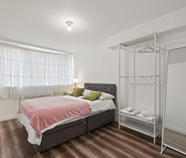 2 bedroom flat to rent - Photo 6