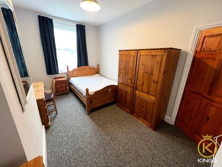 5 bedroom terraced house to rent - Photo 2